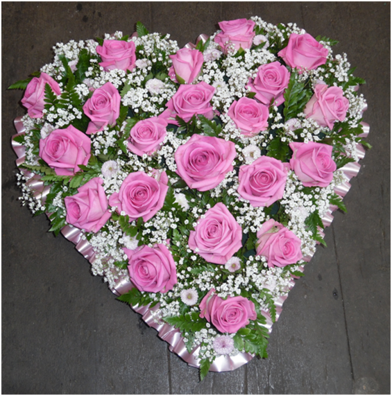 47B A stunning heart (roses and gypsophilia)